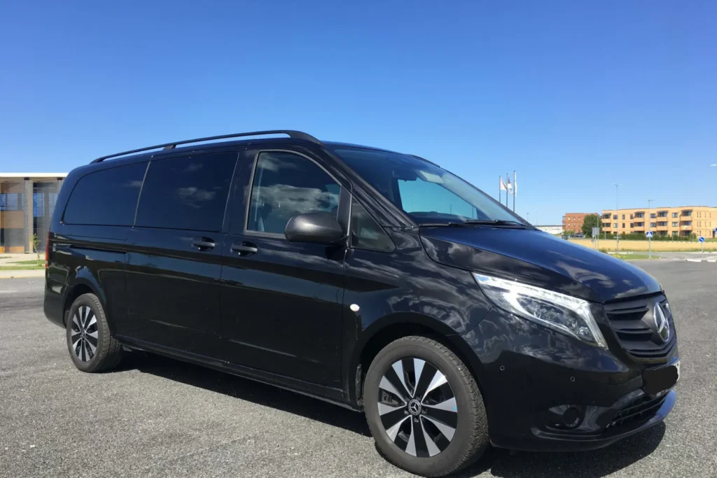 Mercedes Vito with private driver in morocco