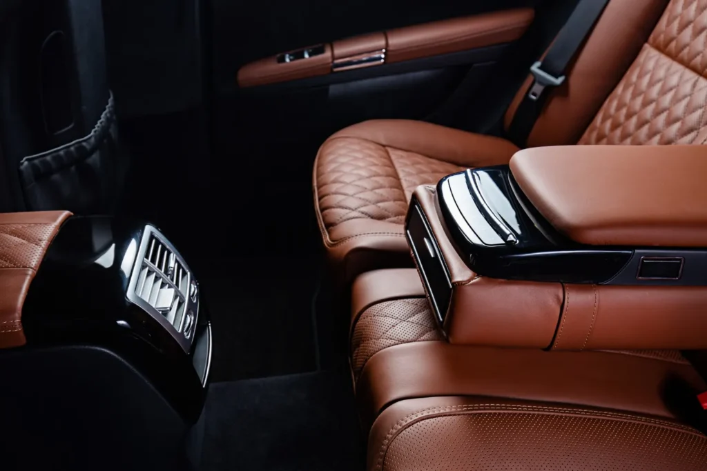Private chauffeur fleet in Marrakech - Mercedes and luxury vans